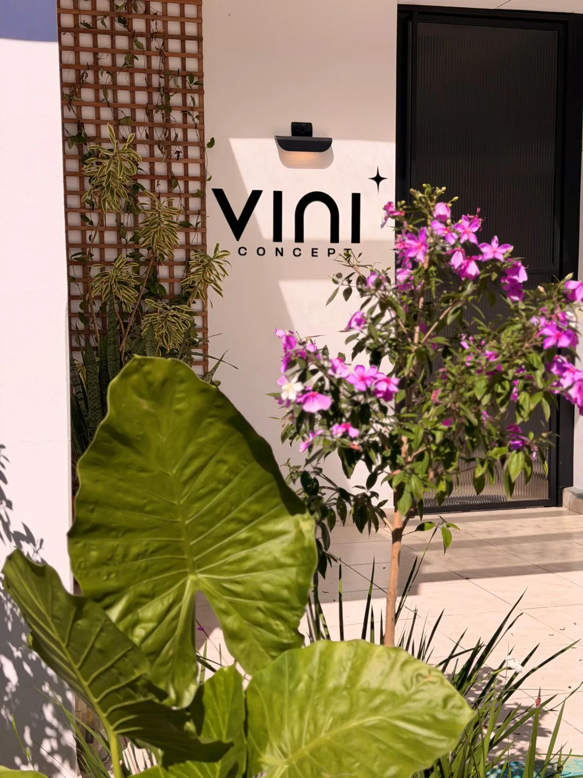 Entrada do salão Vini Concept em Timbó